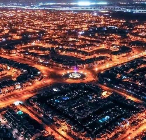 أول صورة من مدينة مأرب بعد استهدافها من مليشيا الحوثي بصاروخ بالستي حوثي