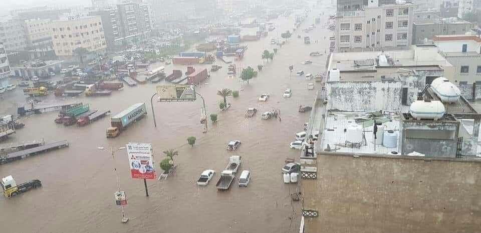 عدن  : هذا ما حدث للمجلس الانتقالي عقب اندلاع الاحتجاجات المتصاعدة والمتسارعة اليوم 
