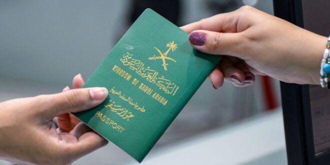 رسمياً.. السعودية تكشف السعودية القيمة الجديدة لرسوم تجديد الإقامة للوافدين المقيمين والعاملين 