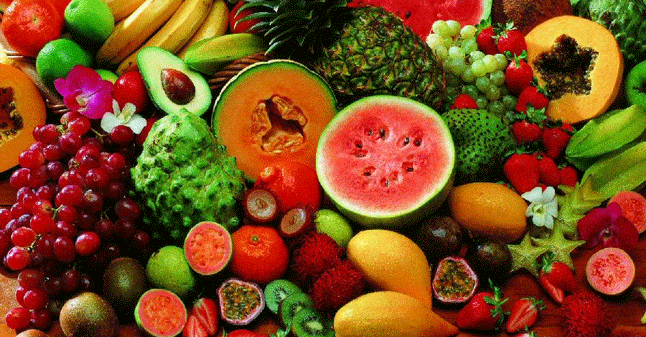 فاكهة تمنع ارتفاع نسبة السكر في الدم وتسيطر عليه.. حبة واحدة في اليوم تغنيك عن الطبيب
