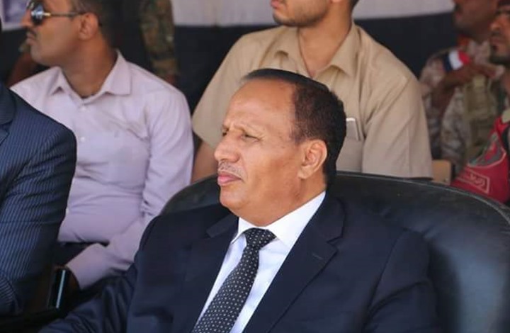 مستشار الرئيس يظهر مجدداً ويوجه طلباً هاماً للرئيس هادي لعمل حد وإيقاف "الاساءات " له ونائبه والقيادات اليمنية في الرياض !
