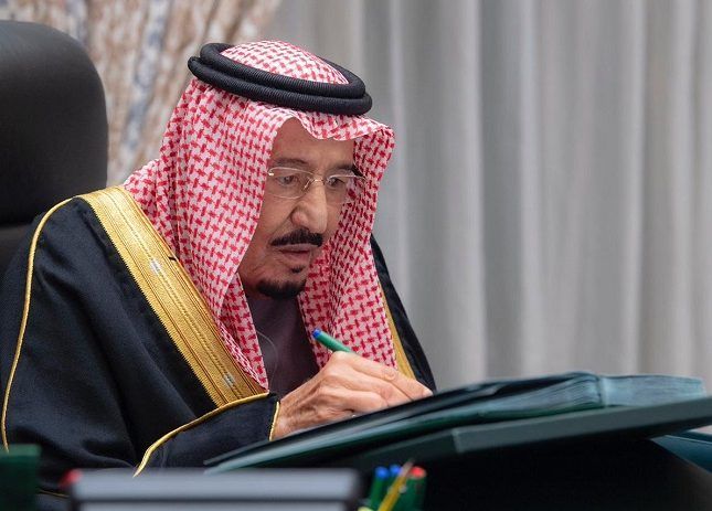 بأمر ملكي: السعودية تكشف عن رسوم اصدار اقامة مدى الحياة للمقيم واسرته