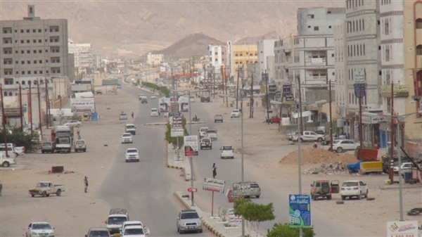 شبوة : تستفيق على خبر محزن وصادم بوفاة «20 طالباً» تم التقطع لهم على متن باص في طريق شبوة 