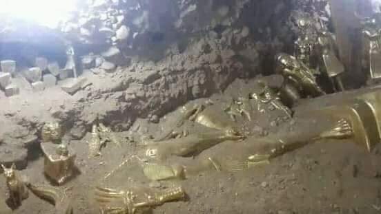 شاهد    : اول صورة لاكتشاف كنز أثري من الذهب الصافي الذي لا يقدر بثمن في اليمن  (صورة )