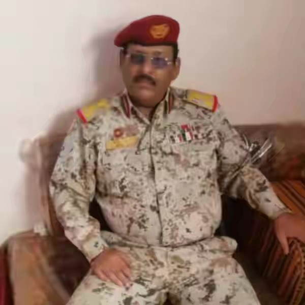 قائد عسكري كبير تخسرة الشرعية اليمنية في عدن .. الإسم والصورة