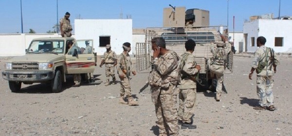 خلافاً لكل التوقعات وقطعاً لمختلف التكهنات .. مصدر بارز يكشف عن من خطط ونفذ لقصف وقتل أكثر من  11 ضابط وجندي وقيادات بارزة 