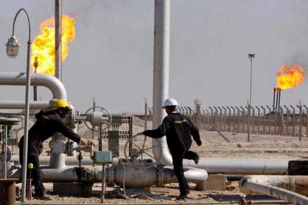 أنباء شبه مؤكدة حول سيطر ت الحوثي على أضخم وأكبر شركة نفطية يمنية  (صافر ) بمأرب 