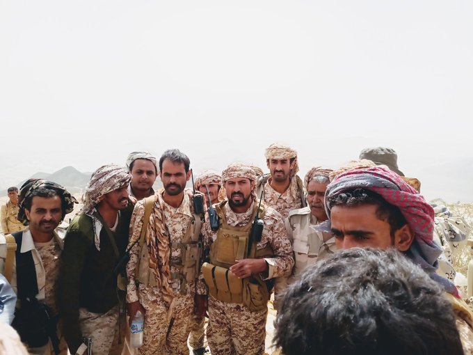 قائد عسكري جنوبي من العيار الثقيل يصل مأرب.. تفقد القوات وتوعد الحوثي