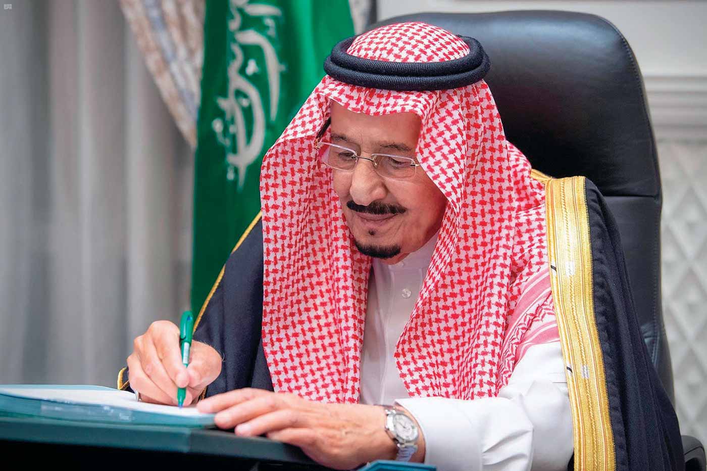 ابتداء من 15 شوال .. إعفاء 6 فئات من رسوم المرافقين والخروج والعودة بدون شروط بالسعودية.. هل أنت منهم؟
