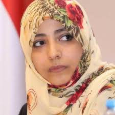 هجوم ناري لقيادي مؤتمري يستهدف ناشطة يمنية شهيرة ويطلق عليها هذه الصفات