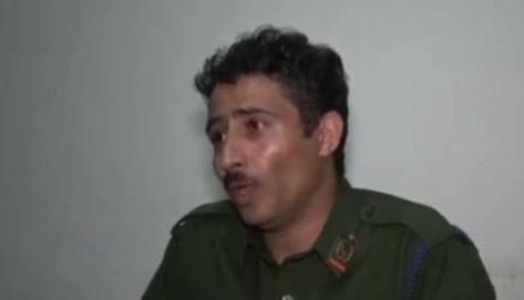 الحوثيون  يكشفون عن المصير النهائي للضابط الذي سرب فيديوهات تعذيب عبدالله الاغبري حتى الموت .. وهذه هي صورته ؟      