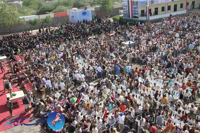 تعز .. طوفان بشري يشارك في إحياء الذكرى الثالثة لاستشهاد الزعيم والامين (صور)