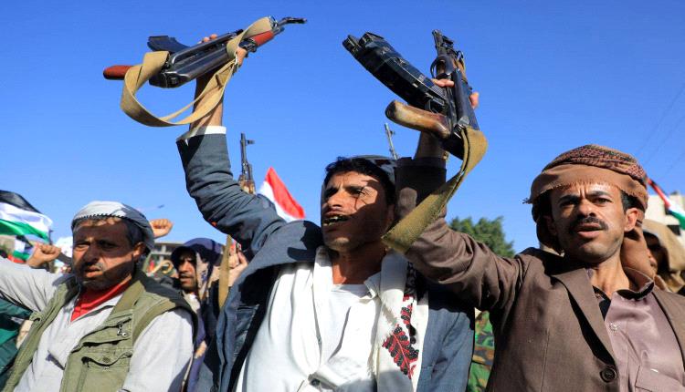الكشف عن مخطط خطير للسيطرة على جنوب اليمن وإسقاط الحكومة الشرعية.. طرفاه الحوثيّون وتنظيم القاعدة 