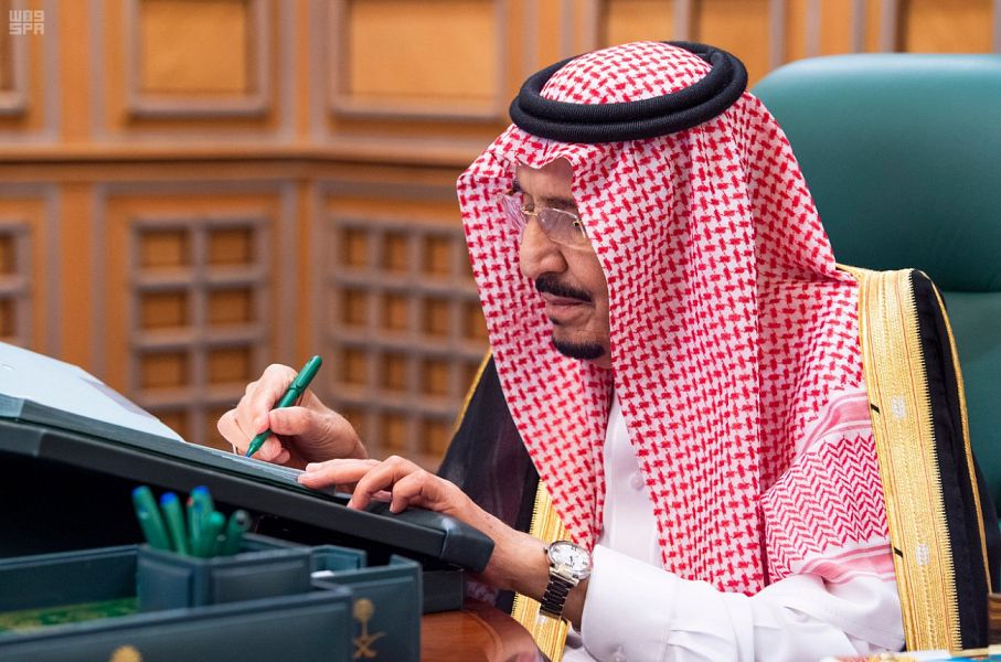الديوان الملكي يصدر توجيهات عاجلة وهامة ومبشرة للمقيمين والوافدين داخل الأراضي السعودية