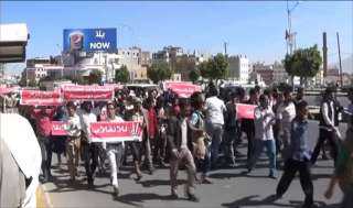 هل انقلب السحر على الساحر لتشتعل انتفاضة صنعاء بدعوة قيادي حوثي بارز  ضد المليشيا ( تفاصيل طارئة )