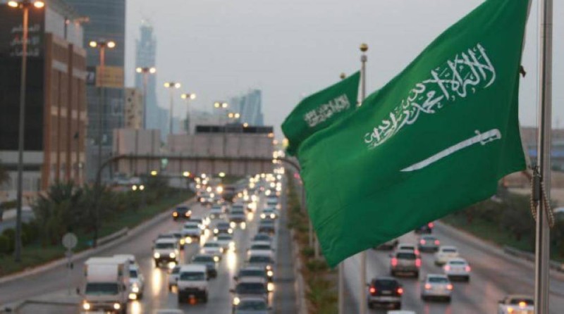 السعودية توجع الوافدين وتعلن فرض رسوم الجديدة شهرياً على المقيم مقابل هذا الأمر !