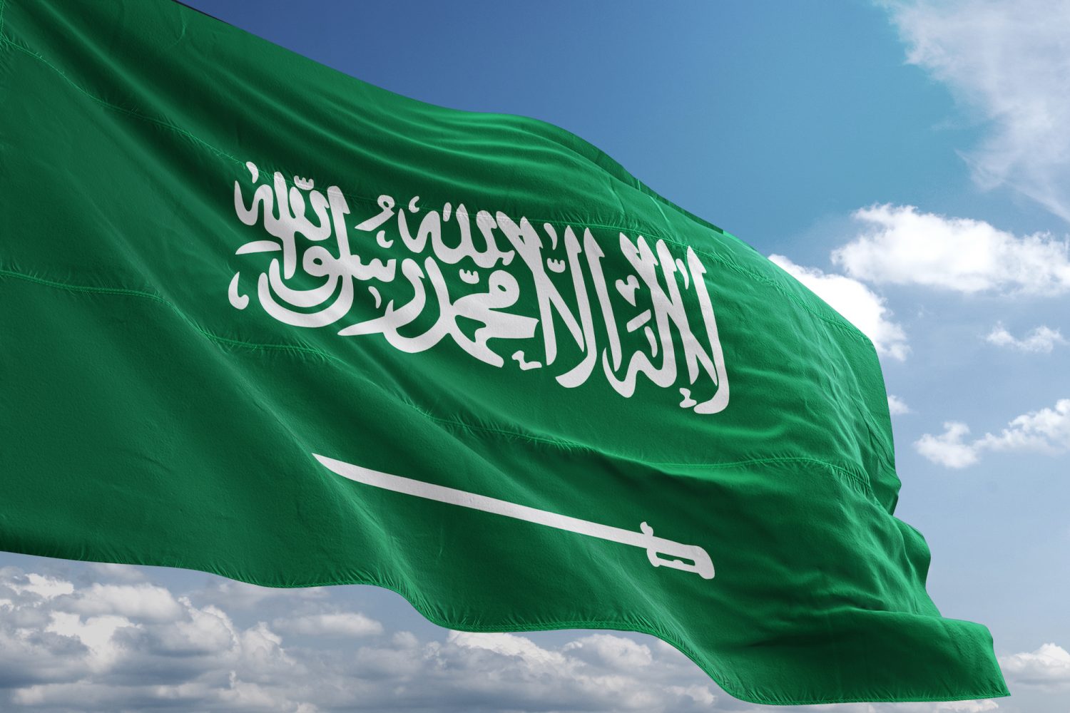 السعودية تعلن حظر شامل بتداول هذه المقاطع والصور من اليوم .. وغرامة 20 ألف ريال لكل مخالف ! (تفاصيل!