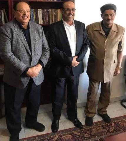شاهد : لقاء تاريخي يجمع ثلاثة من كبار قيادات اليمن يخرج بإعلان هام (صورة + تفاصيل)