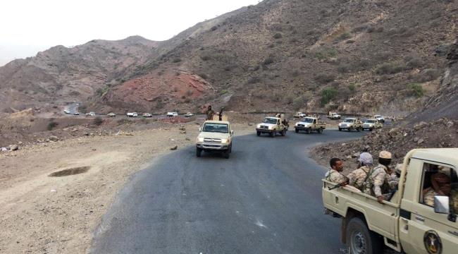 شاهد بالصورة : زحف وحشد ضخم متبادل يستعجل معركة الحسم جنوب اليمن والمليشيات تقاتل بأسلحة التحالف
