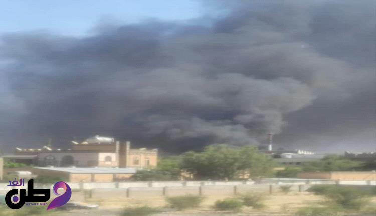انفجارات عنيفة وتصاعد للدخان جراء غارات أمريكية جديدة على صنعاء