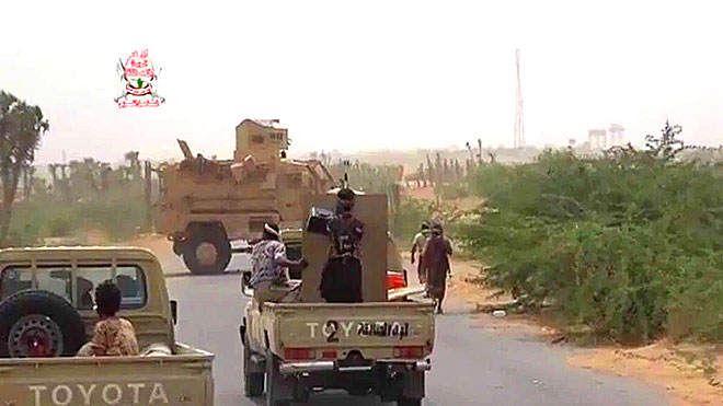من هو القائد العسكري الذي أرعب الحوثيين وطاردهم في كل متارس هذه الجبهة ،قاد معركة النصر بـ تحرير معسكر الخنجر في الجوف