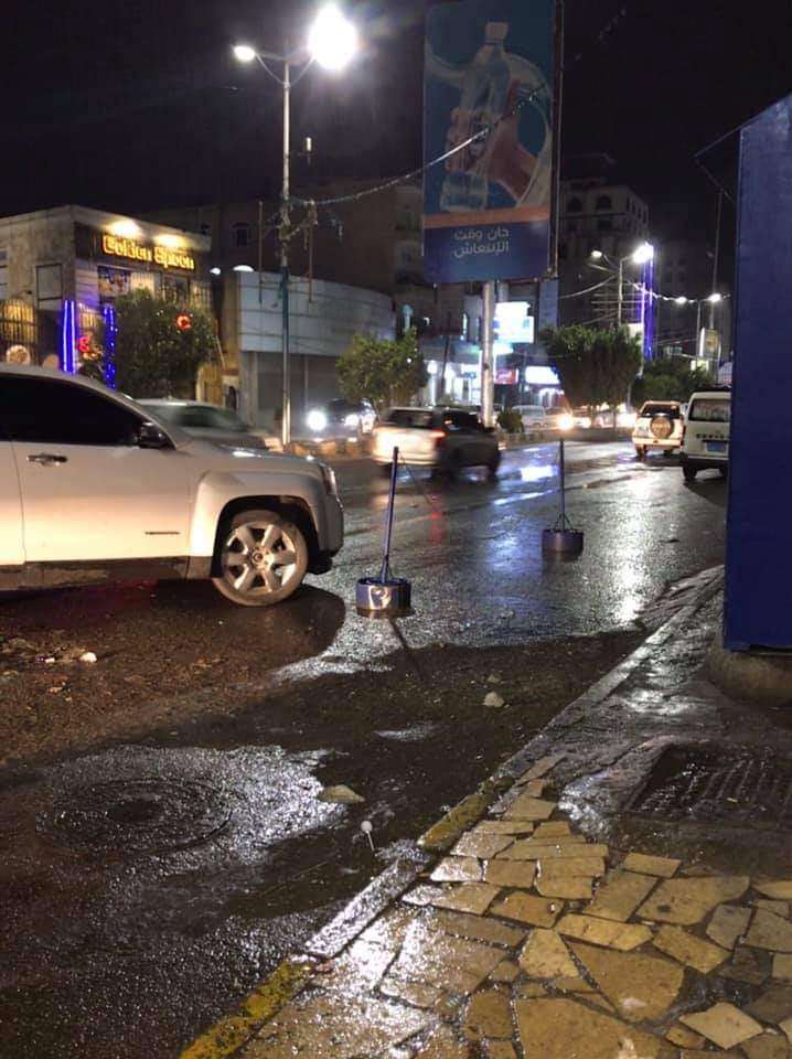 جراء هطول الأمطار.. هكذا تبدو قبل قليل صنعاء 