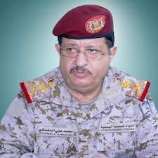 الكشف عن حقيقة وصول هذا القائد العسكري إلى صنعاء بعد انشقاقه عن الشرعية