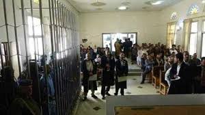 الاستماع إلى تسجيلات صوتية لمكالمات مع فتيات مخلة بالشرف وتتضمن ”دعارة” و ”أموال” بثاني جلسة لمحاكمة المتهمين بقتل وتعذيب الشاب ” الاغبري