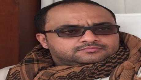 ورد للتو  : من قلب صنعاء " ياسر العواضي " يطالب بوقف الحرب ويصف كل الاطراف وعلى رأسهم الحوثي بمنتفعي استمرار الدمار في اليمن (تطورات طارئة)