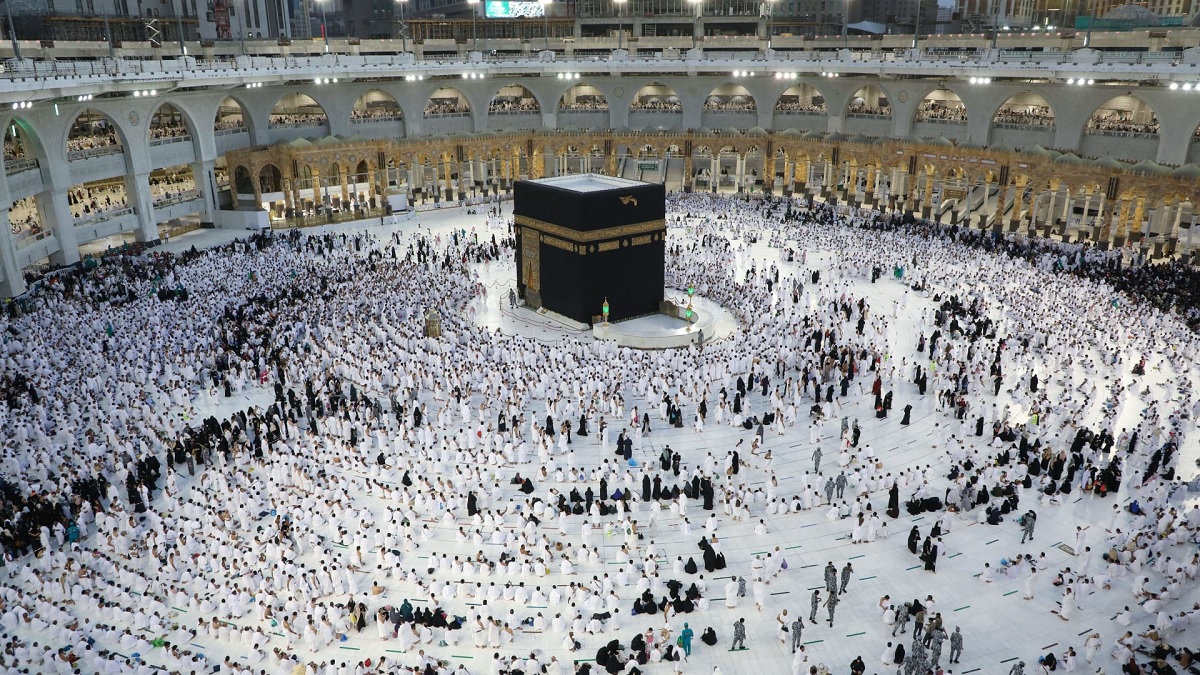غير مسبوقة .. السعودية تفاجئ جميع المعتمرين بتوفير خدمة جديدة في موسم العمرة 2022