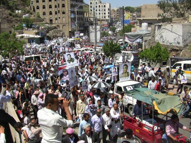 هل ستنطلق شرارة الثورة.. حراك مسلح ضد جماعة الحوثي في محافظة إب (تفاصيل )