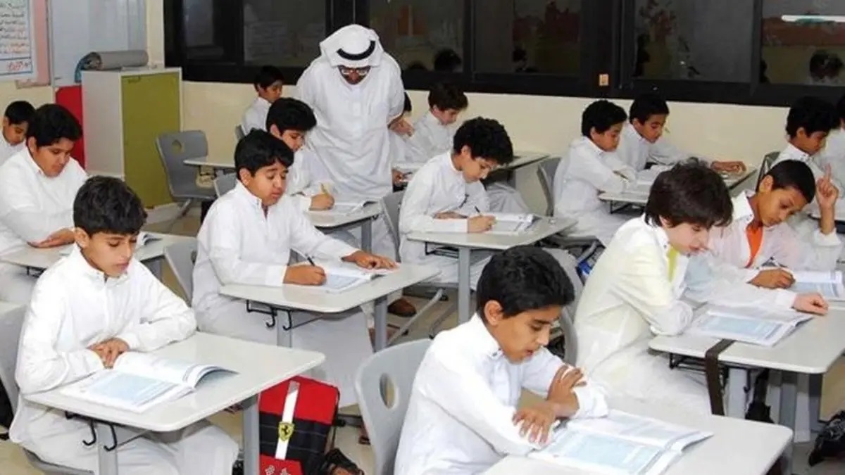 بعد التعديل الأخير.. جدول الإجازات المطولة 1444 في السعودية حسب التقويم الدراسي وموعد العطلة الرسمية؟