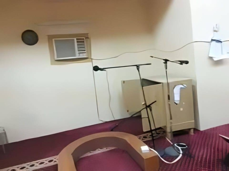 السعودية.. القبض على إمام مسجد في الرياض.. ما فعله لا يُتوقع وصدم الملايين !!