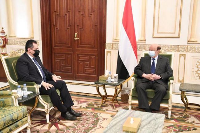  هادي يستقبل رئيس الحكومة المكلف قبل ساعات من الإعلان المرتقب للتشكيل الوزاري الجديد