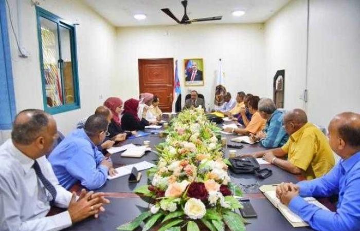 عاجل          : الانتقالي يعترف بفشله الذريع في إدارة المحافظات ويستنجد بالحكومة الشرعية