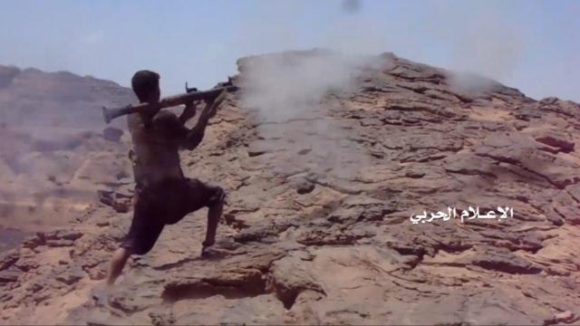 للمرة الثانية : المراسل الحربي العرب يضع مشاهد (فيديو ) من كاميرا مصور حوثي تكشف لليمنيين أسرار وخداع وصناعة الموت من قبل الحوثي لهم عبر قناة العربية 