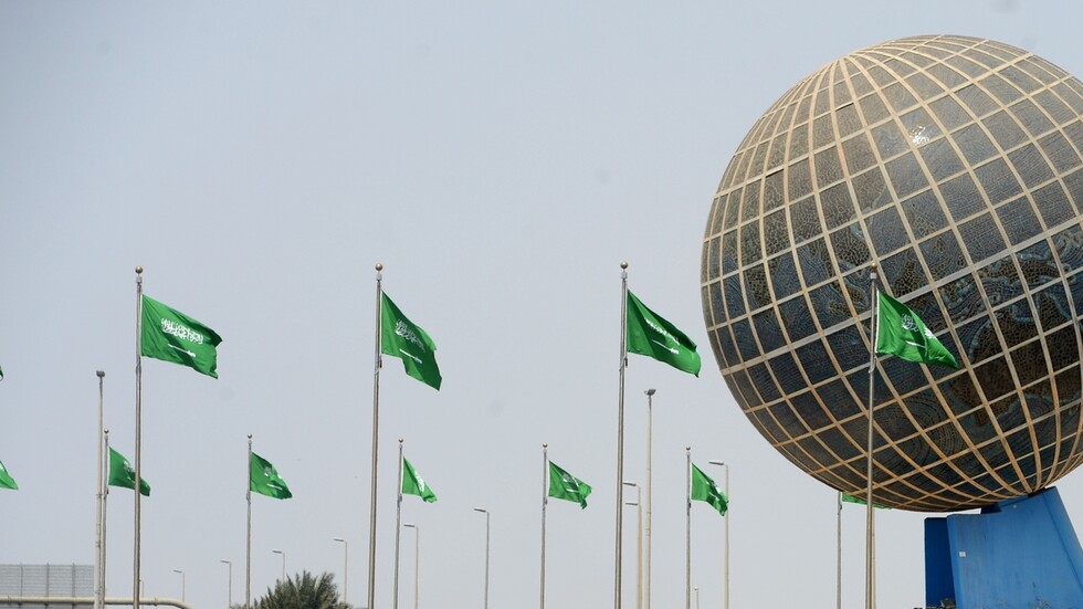 ابتدءاً من الموعد.. لن يستطيع أي مقيم في السعودية تجديد الإقامة إلا بعد تحقق هذه الشروط