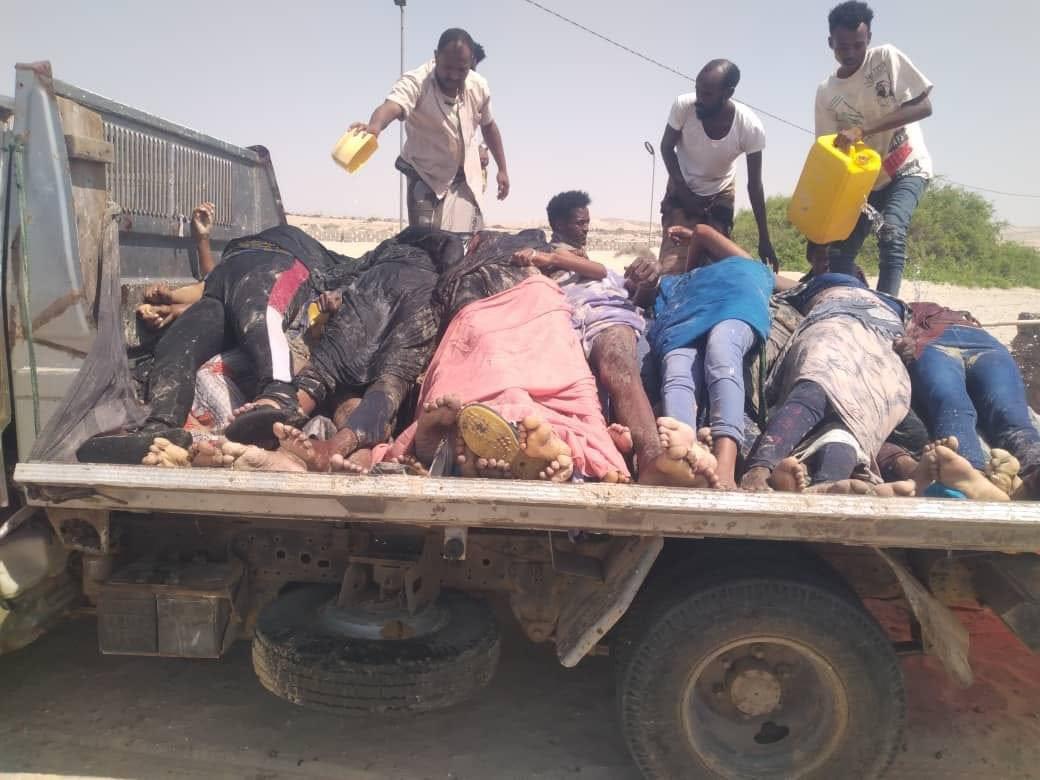 وفاة ما لا يقل عن 30 مهاجراً إفريقياً غرقاً قبالة سواحل شبوة