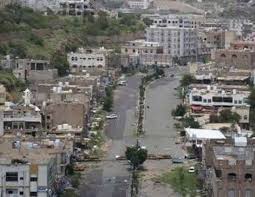 فتاة من هذه المحافظة اليمنية تربط زواجها بفتح الطرق المغلقة 