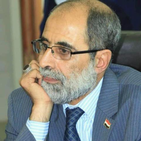 عاجل .. شاهد ماذا كتب الحوثيون على قبر القيادي حسن زيد .. وأثار سخرية وغضب اليمنيين ( نص )