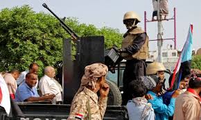 عاجل    : أول فيديو صادم يظهر فيه المجلس الانتقالي مرتدياً الزي العسكري ومعلناً حالة الاستنفار والحرب على السعودية والتحالف العربي 