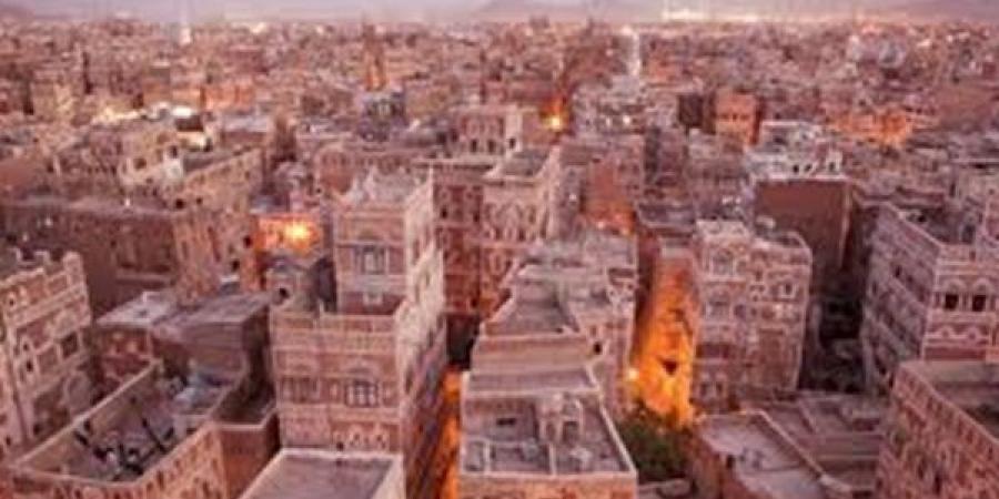 عقبَ الانفجار السابق .. صنعاء تشهد خلال ساعة واحدة انفجارات متتاليان وسط حالة ترقب وهلع للمواطنين 