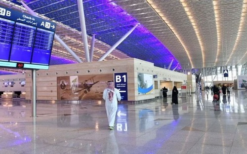مطارات السعودية تمنع مرور 6 أنواع من الأمتعة ويعاقب حاملها.. تعرف عليها!