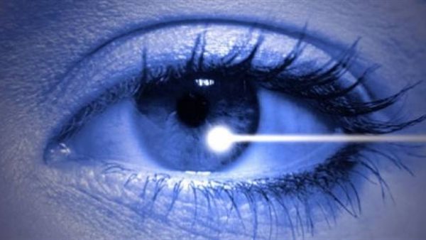 5 علامات في العين تنذر بأمراض خطيرة.. إحداها تشير إلى ورم بالمخ