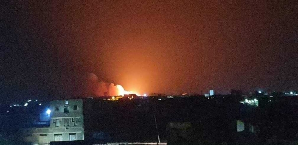 يحدث الان في تعز .. انفجار عنيف يهز أرجاء المدينة واشتعال المعارك والاشتباكات الليلية