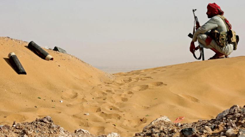 شاهد .. (فيديو) مالذي تعرض له مغتربون يمنيون عائدون من السعودية اثناء مرورهم في منطقة خاضعة لسيطرة "الشرعية " !      