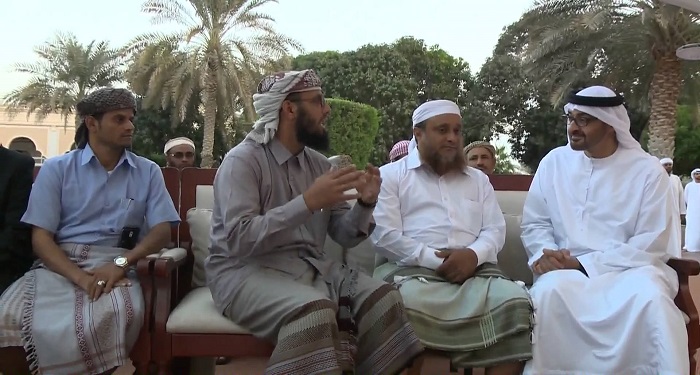 " هاني بن بريك " لدينا وعود بالإنفصال من الرئيس " هادي " ونحنُ لسنا معه إلا من أجل تحقيق ذلك .. بحسبِ ما نشره حصرياً