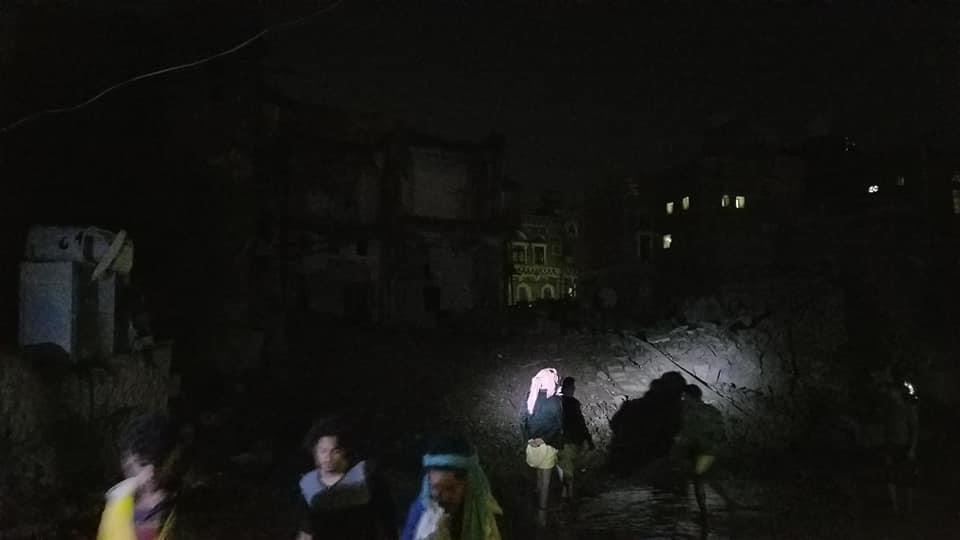 بالفيديو .. شاهد العاصمة صنعاء تغرق بالسيول الجارفة