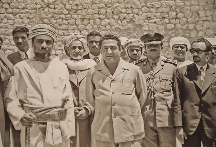 صورة نادرة تجمع الشهيد ابراهيم الحمدي مع الراحل السلطان قابوس