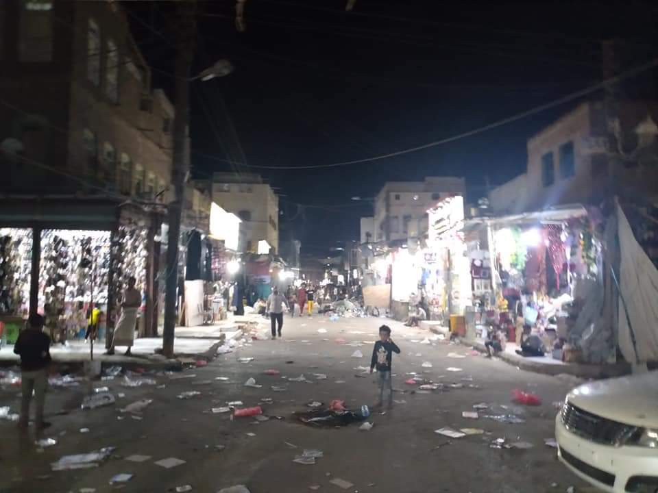 هذا ما يحدث الان في شوارع عدن وسط حالة تفاعل شعبي واسع (صور )